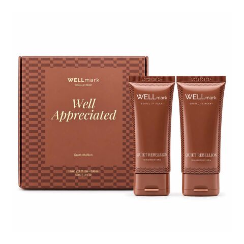 Set de regalo de Wellmark Quite Rebellion con jabón y loción de manos de 70 ml Granate