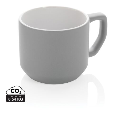 Taza de cerámica moderna