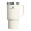 Taza Stanley Everyday Suburban 710 ml aislada de acero inoxidable reciclado Crema