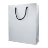 Bolsa de regalo de papel FSC 24 x 10 x 30 cm 200 g/m². Plata | sin montaje de publicidad | no disponible | no disponible