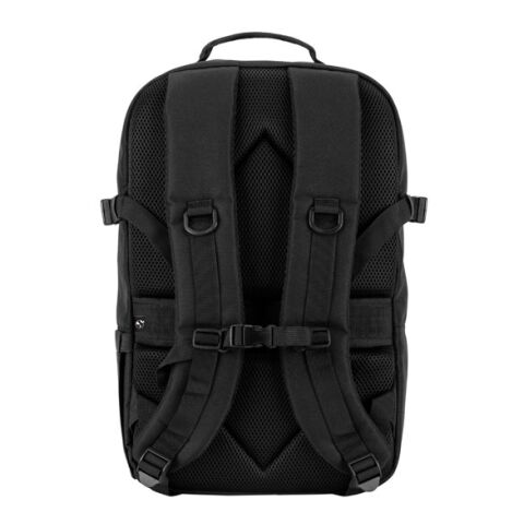 EDINBURGH BPACK. Mochila de estilo militar en poliéster reciclado 600D, alta densidad y forro en poliéster reciclado 210D 17&#039;3’ Negro | sin montaje de publicidad