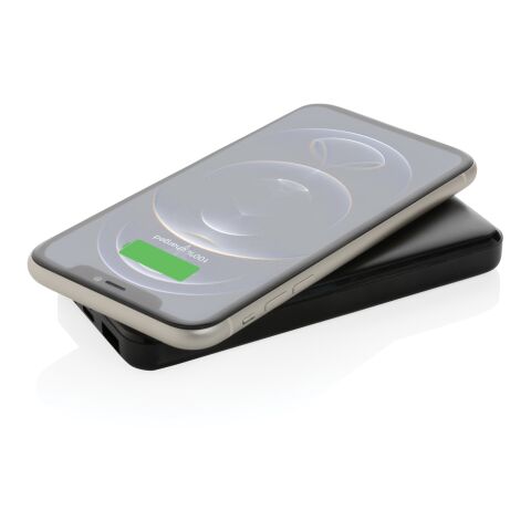 Powerbank inalámbrico de plástico reciclado estándar RCS negro | sin montaje de publicidad | no disponible | no disponible