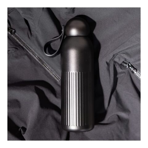 Botella de acero Sagaform Tekla (reciclado) 500 ml Negro | sin montaje de publicidad | no disponible | no disponible