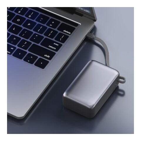 Batería externa Nova Laptop de 65 W con cable USB-C integrado, 30 000 mAh gris oscuro