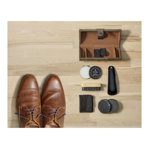 Set limpiacalzado marrón | sin montaje de publicidad | no disponible | no disponible