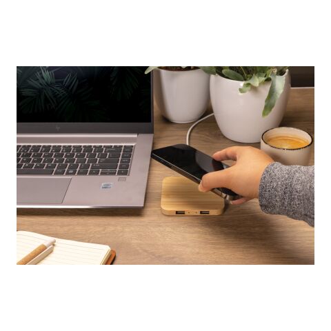Cargador inalámbrico FSC® bambú 10W con USB marron | sin montaje de publicidad | no disponible | no disponible