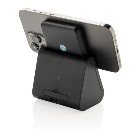 Cargador Powerbase 3 en 1 de plástico reciclado RCS negro | sin montaje de publicidad | no disponible | no disponible