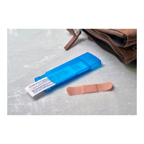 Estuche con tiritas verde claro