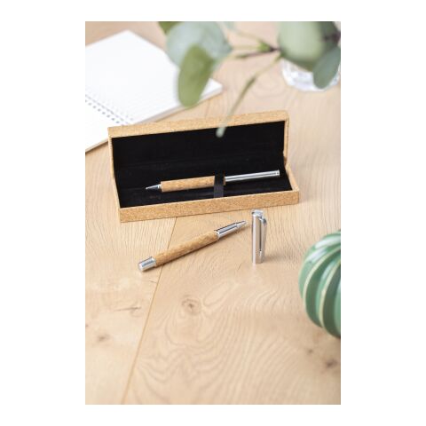 Juego de escritura de corcho marrón | sin montaje de publicidad | no disponible | no disponible